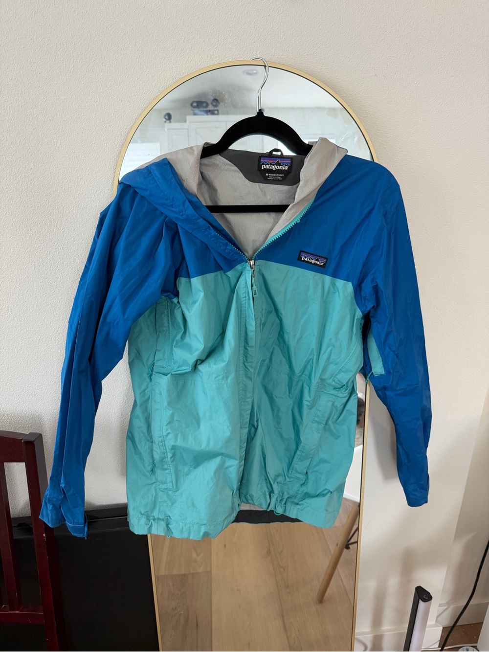 Patagonia Gray Patterned Lined Jacket with Black Collar